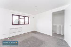 Bedroom- click for photo gallery